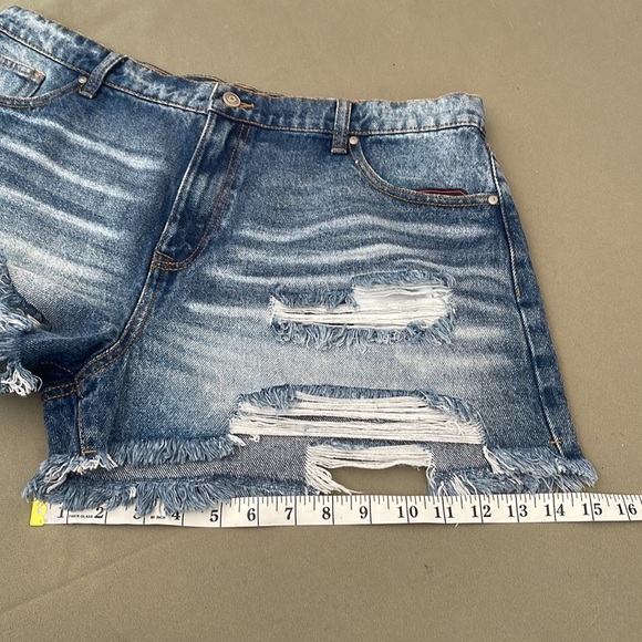 NO BO  Distressed High Rise womens  Shorts size 17” - Picture 10 of 10